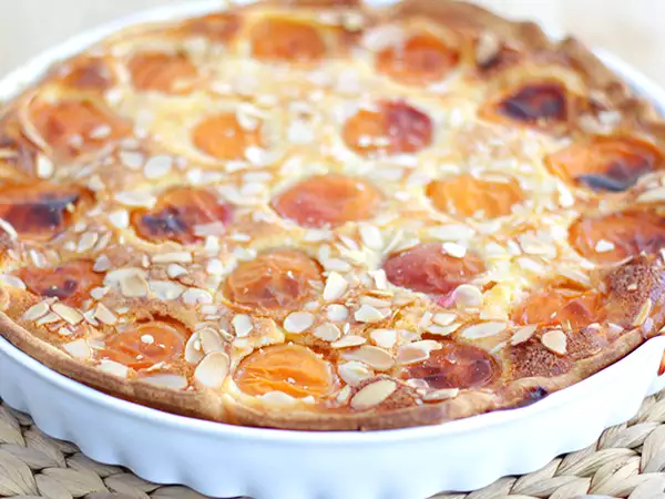 Recept Könnyű sárgabarackos torta