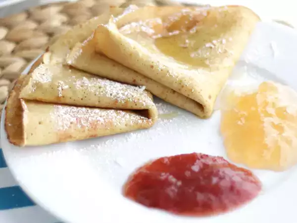Recept Könnyű, glutén- és tejmentes palacsinta