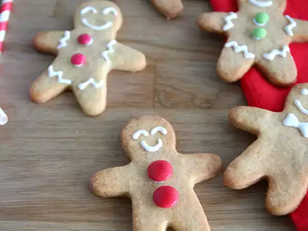 Recept Mézeskalács férfiak keksz - mézeskalács férfiak