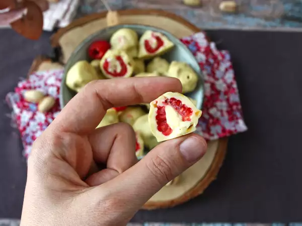 Recept Franui pisztáciával, finom bevonatos málnával, olvadó és ropogós