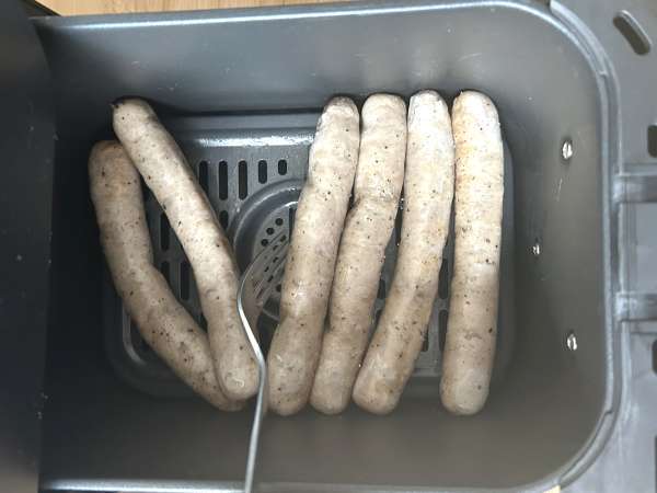 Hogyan készíthetek kolbászt a légsütőben? - Előkészítés lépés 2