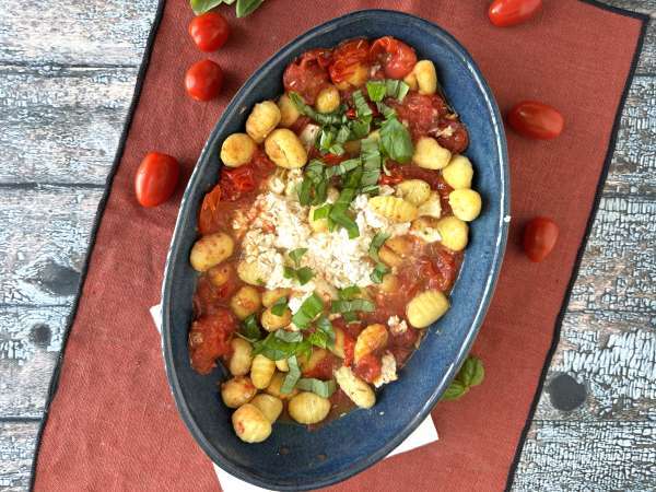Sült feta gnocchi Airfryerrel, egy szuper gyors étel cseresznyeparadicsommal és fetával! - Előkészítés lépés 6