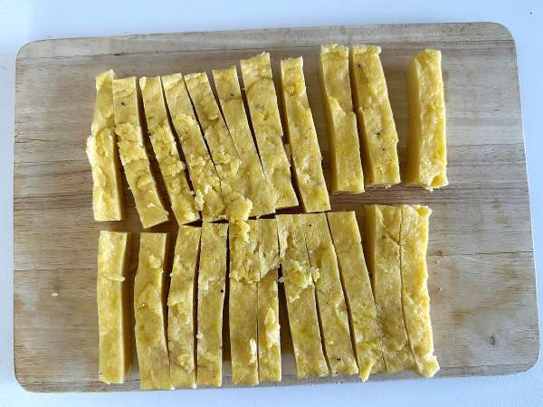 Bűntudatmentes sült polenta: ropogós, aranyszínű és tökéletes az Air Fryerben! - Előkészítés lépés 5