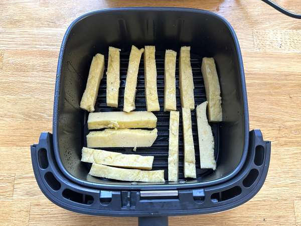 Bűntudatmentes sült polenta: ropogós, aranyszínű és tökéletes az Air Fryerben! - Előkészítés lépés 6