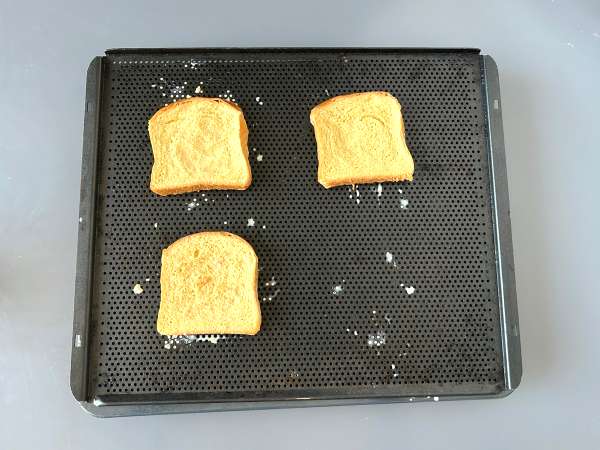 Torrijas légsütőben briós kenyérrel, egy komplikációk nélküli hagyomány - Előkészítés lépés 5