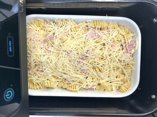 Gratin sonka és sajt tészta az airfryerben - Előkészítés lépés 4