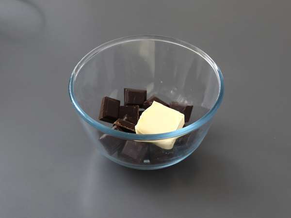 A tökéletes csokoládé mousse, ultra gourmet egy csipetnyi sóval - Előkészítés lépés 2