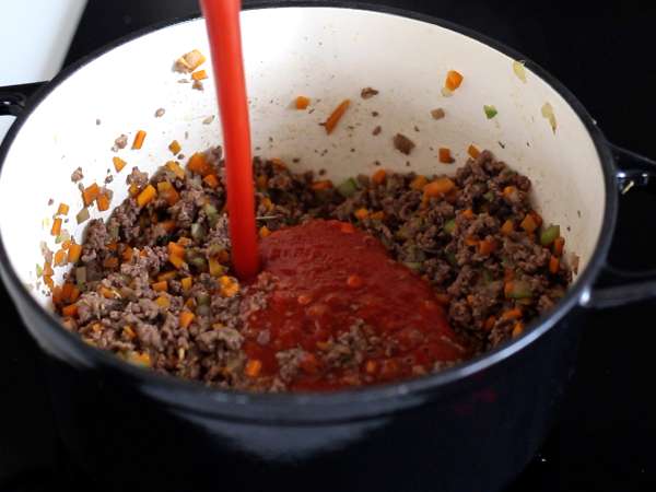 Lasagne bolognese: a recept, amit mindenki szeret! - Előkészítés lépés 4