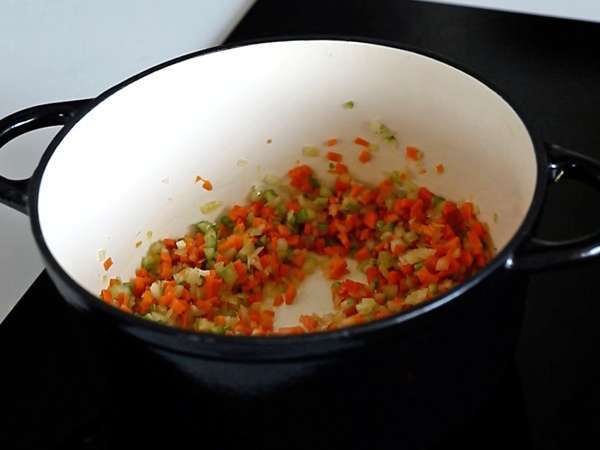 Tészta bolognai mártással - tagliatelle al ragù alla bolognese - Előkészítés lépés 2