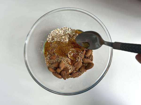Granola expressz airfryerrel, hogy ropogós legyen a reggeli - Előkészítés lépés 2