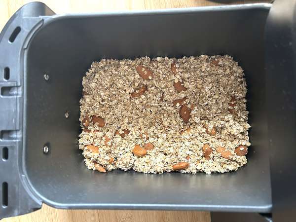 Granola expressz airfryerrel, hogy ropogós legyen a reggeli - Előkészítés lépés 4