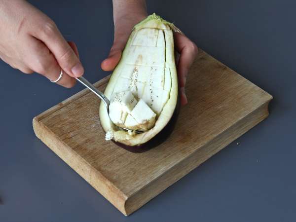 Töltött padlizsán mozzarellával gratinálva - Előkészítés lépés 1