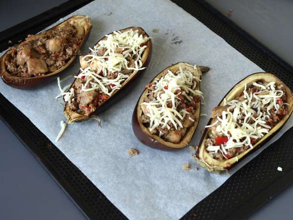 Töltött padlizsán mozzarellával gratinálva - Előkészítés lépés 7
