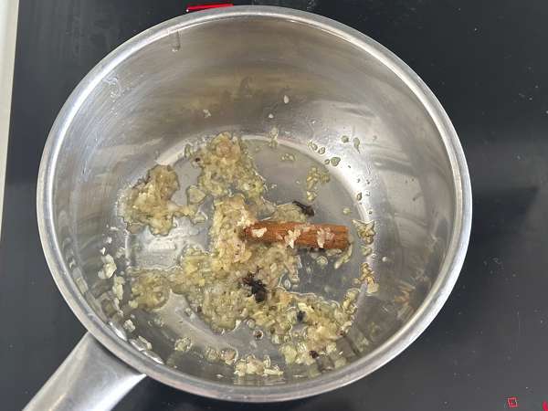Házi mangó chutney: az édes-savanyú indiai fűszer, ami mindenhez illik - Előkészítés lépés 3