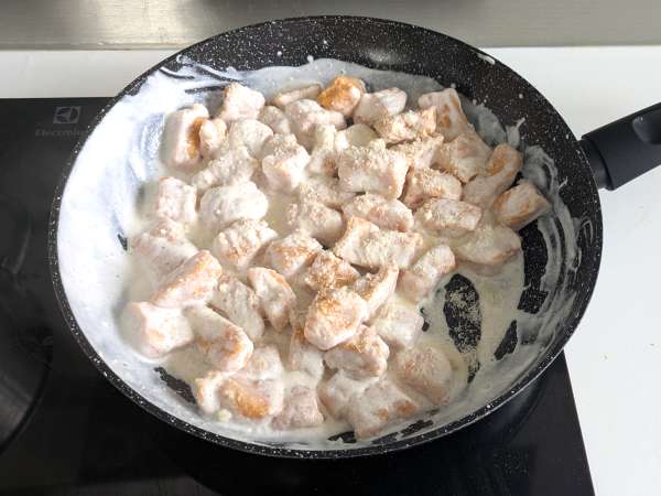 Krémes sütőtök gnocchi Philadelphiával és ropogós dióval - Előkészítés lépés 7