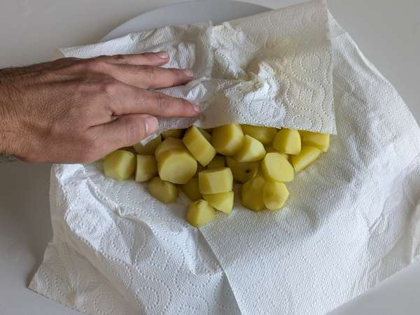 Krémes sült cacio e pepe burgonya: az egyszerű köret, ami mindenkit megőrjít! - Előkészítés lépés 3