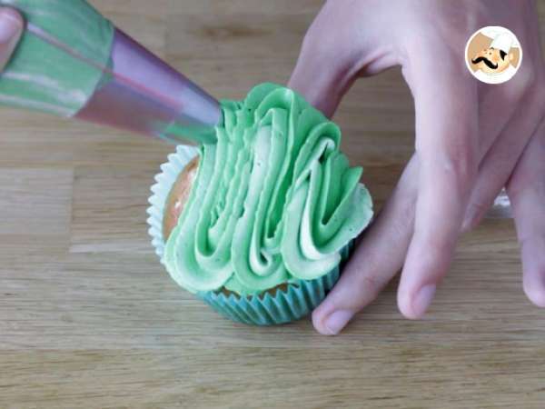 Szörny cupcakes Halloween - Előkészítés lépés 17