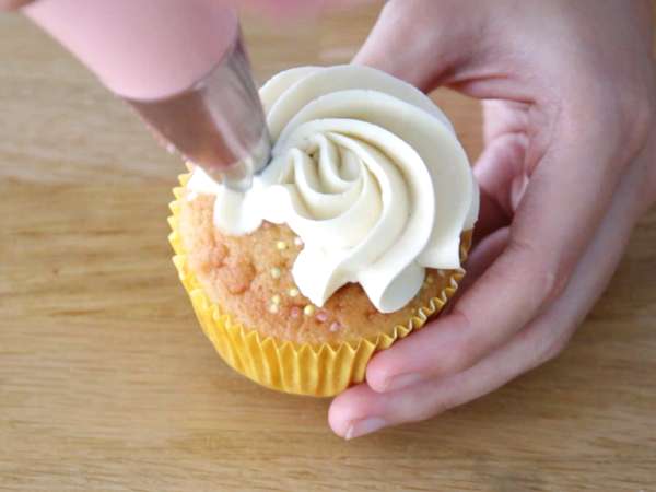 Cupcakes díszített karácsonyi - Előkészítés lépés 16