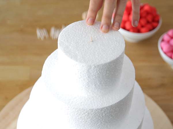 Színes cukorka torta - Előkészítés lépés 2