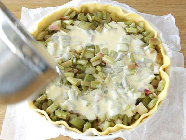 Könnyű rebarbara torta - Előkészítés lépés 4