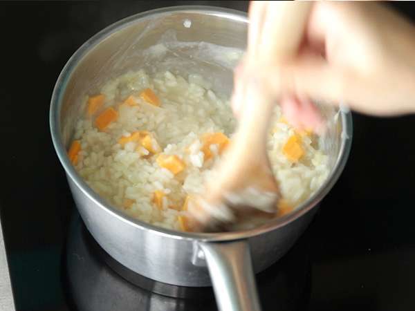 Rizottó sajttal és chorizóval - Előkészítés lépés 7