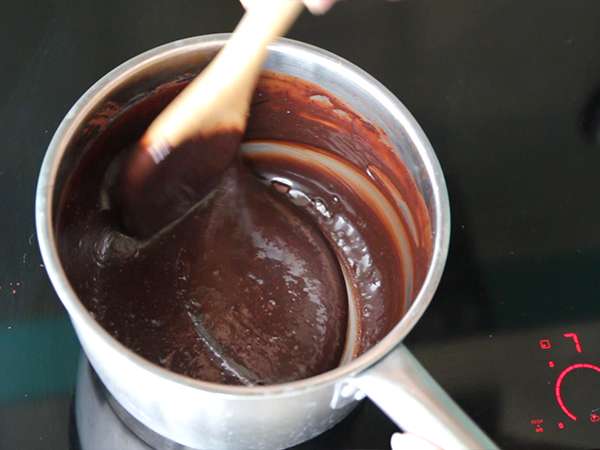 Brigadeiro, kis brazil édesség - Előkészítés lépés 2