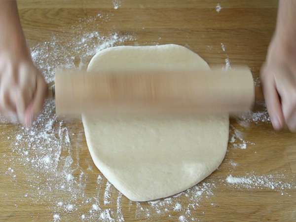 Spanyol tonhal empanadas - Előkészítés lépés 7