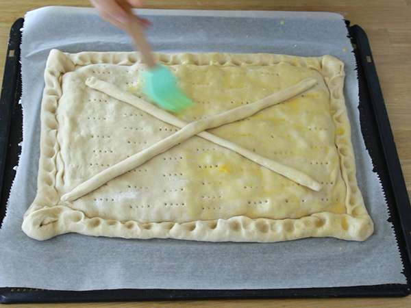 Spanyol tonhal empanadas - Előkészítés lépés 13