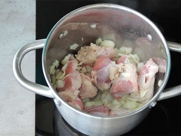 Könnyű borjúpörkölt - Előkészítés lépés 1
