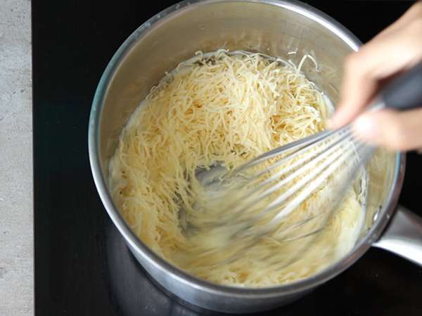Lágy és légies sajtos szuflé - Előkészítés lépés 3