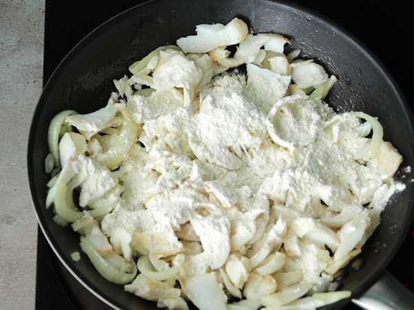 Tőkehal tejszínnel, hagyományos portugál recept - Előkészítés lépés 3