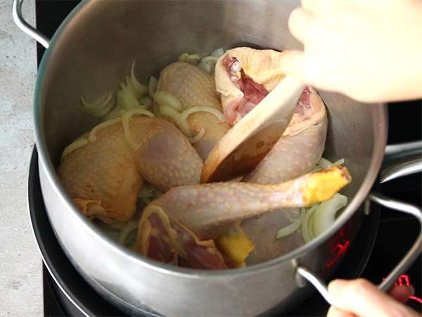 Hagyományos marokkói csirke kuszkusz - Előkészítés lépés 1