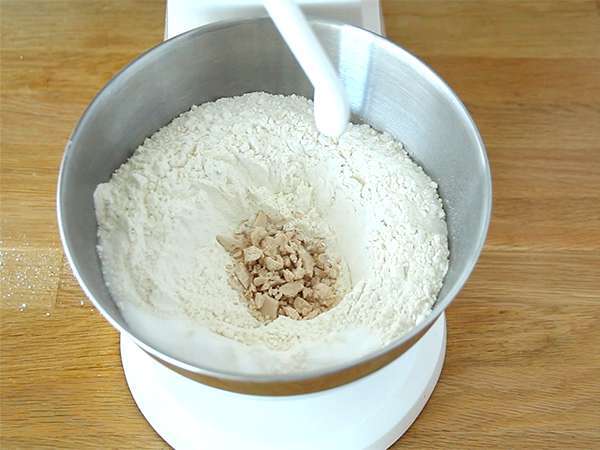 Elzászi Kougelhopf - Kouglof - Előkészítés lépés 1