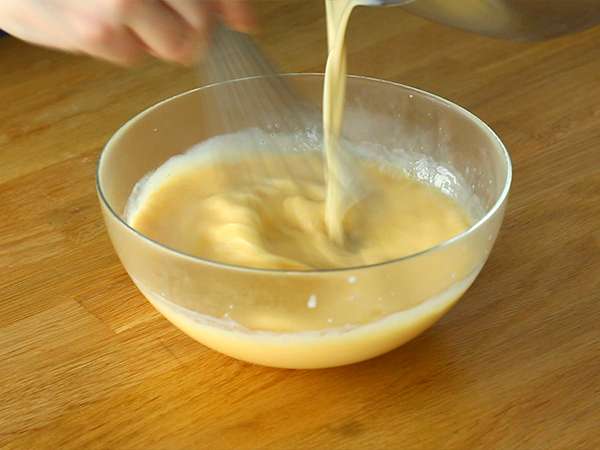 Flan sűrített tejjel - Előkészítés lépés 2