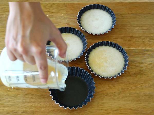 Gluténmentes mini cseresznye clafoutis - Előkészítés lépés 2