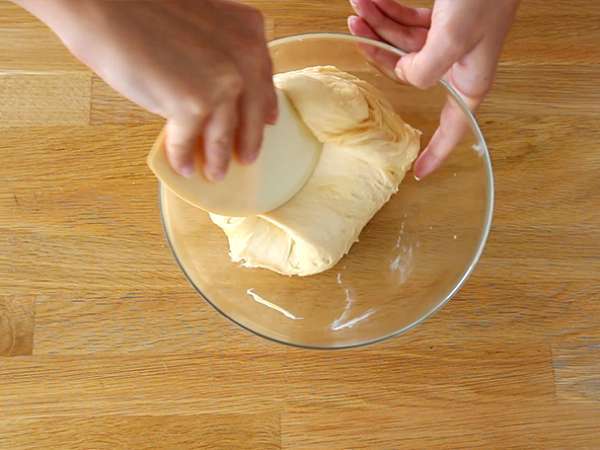 Tarte tropézienne lépésről lépésre elmagyarázva - Előkészítés lépés 3