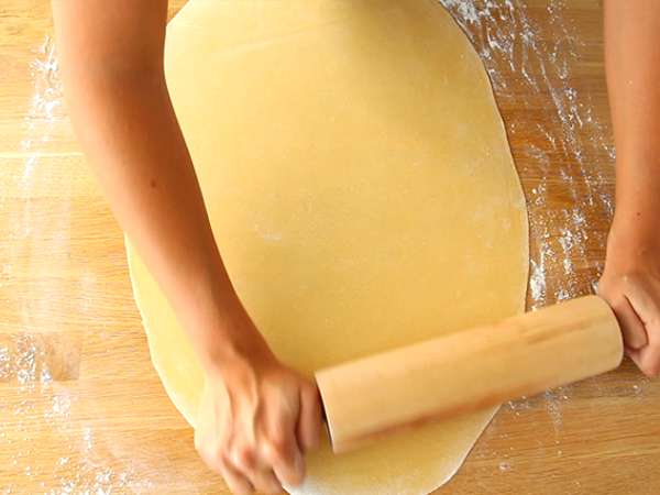 Tortellini parmezánnal, sonkával és bazsalikommal - Előkészítés lépés 4