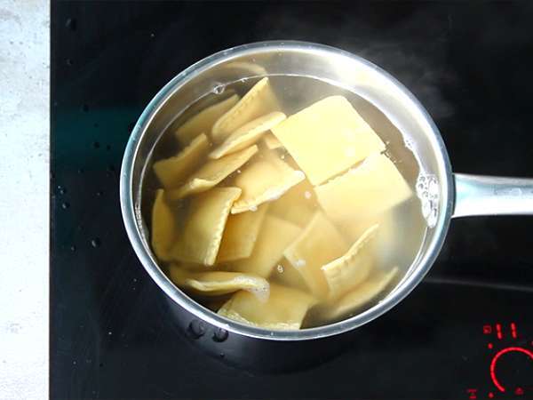 Ricotta ravioli, lépésről-lépésre recept - Előkészítés lépés 8