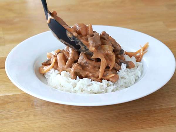 Gyors és egyszerű marhahús Stroganoff - Előkészítés lépés 6