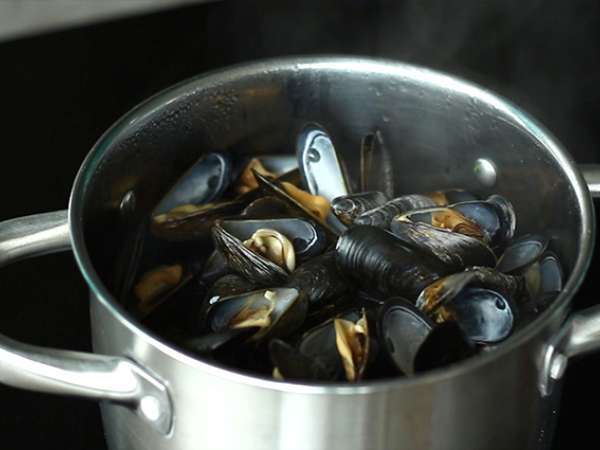 Tenger gyümölcsei paella - Előkészítés lépés 3