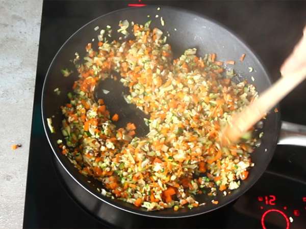 Banh Bao, kis párolt zsemle - Előkészítés lépés 4