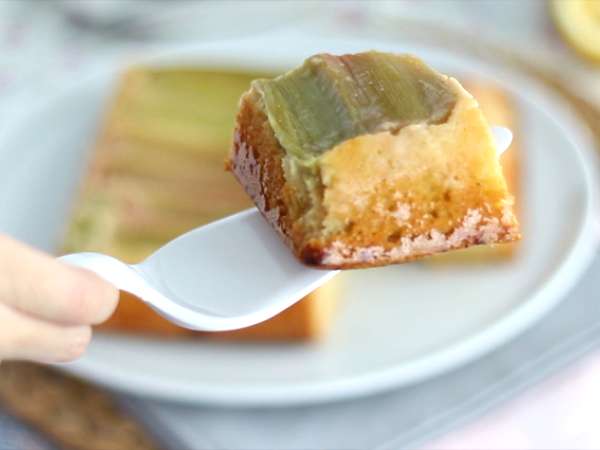 Rebarbara fejjel lefelé torta - Előkészítés lépés 9