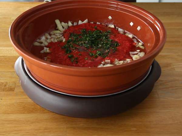 Tajine kefta (darált húsgombócok fűszerekkel és gyógynövényekkel) - Előkészítés lépés 1