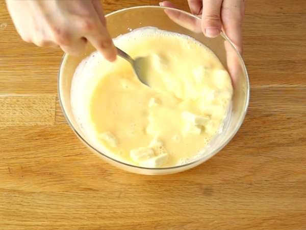 Fehér csokoládés málnás bavarois (lépések és videó) - Előkészítés lépés 5