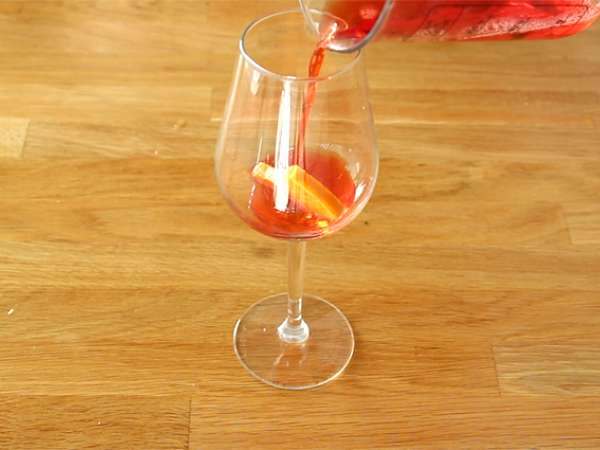 Spritz, a híres olasz koktél Aperollal - Előkészítés lépés 1
