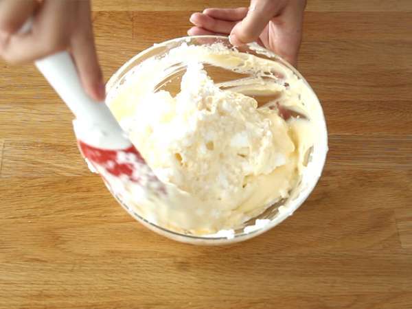 Gyors és egyszerű málna tiramisu - Előkészítés lépés 4