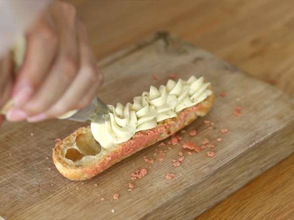 Eclair pisztáciakrémmel és málnával - Előkészítés lépés 15