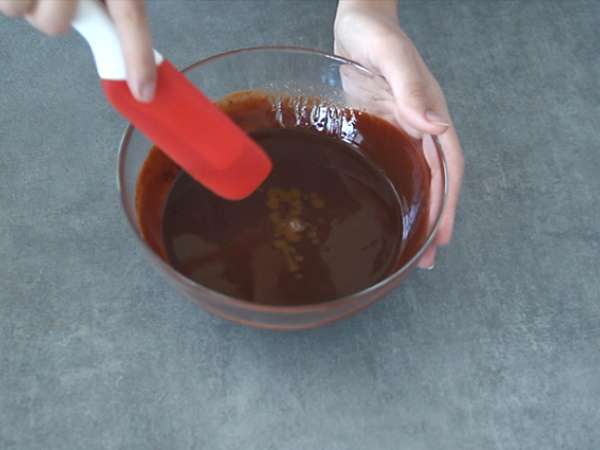Csokoládé és sós vajas karamell fondant - Előkészítés lépés 5