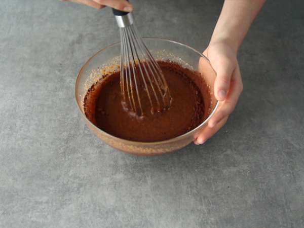 Csokoládé és körte torta - Előkészítés lépés 3