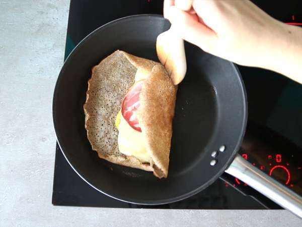 Hajdina galette raclette sajttal - Előkészítés lépés 3